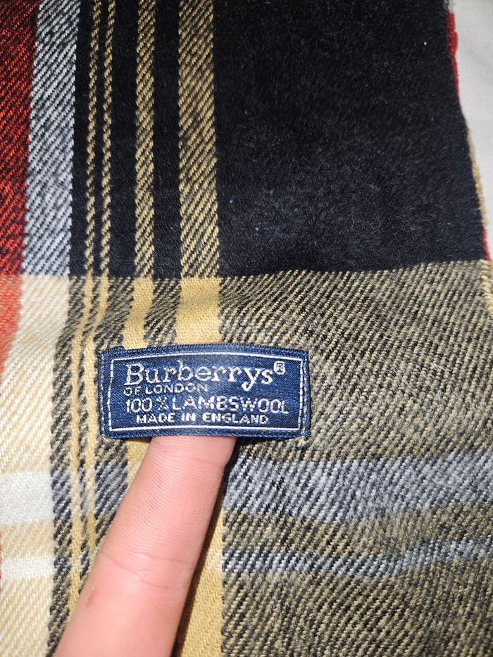 Écharpe burberry - photo numéro 2