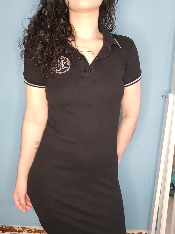 Robe mi longue Sportswear noir à col très bon état
