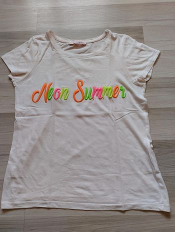 Tee-shirt tacheté fluo