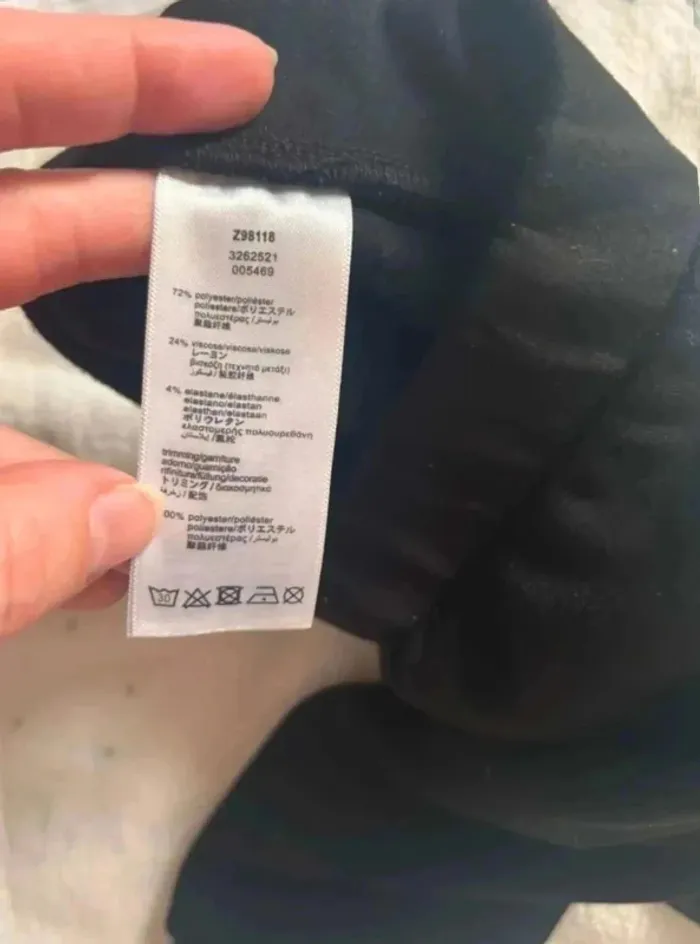 Ensemble Karl Lagerfeld taille 6 mois - photo numéro 6