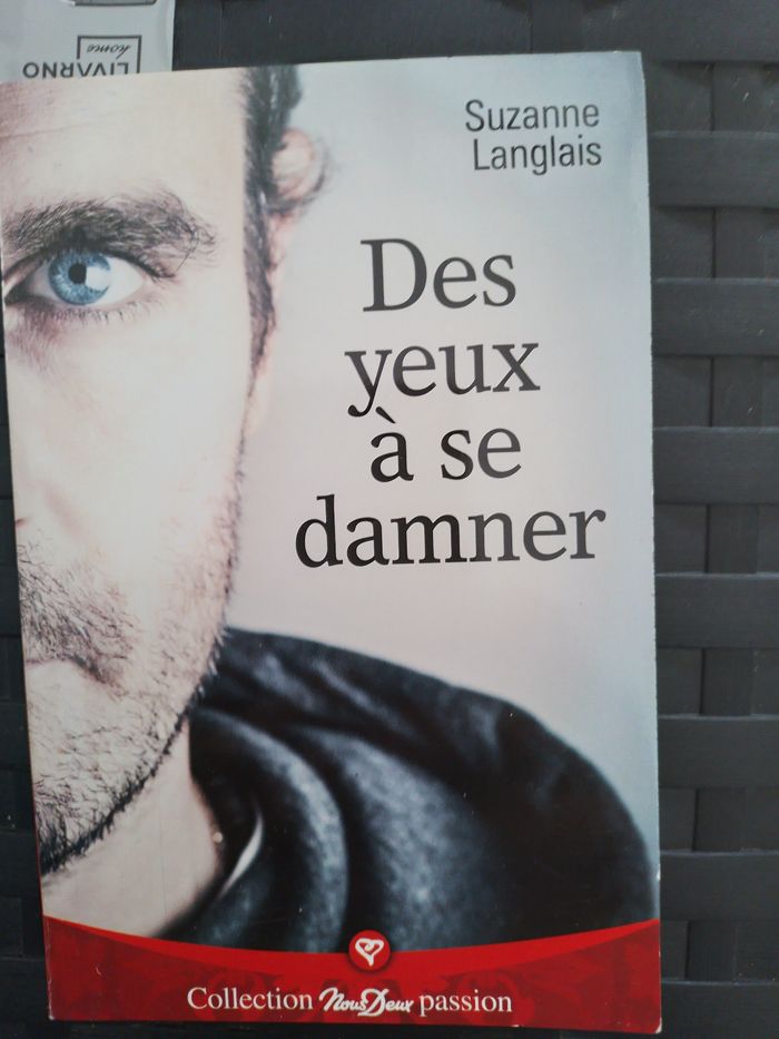 Livre nous deux des yeux à se damner