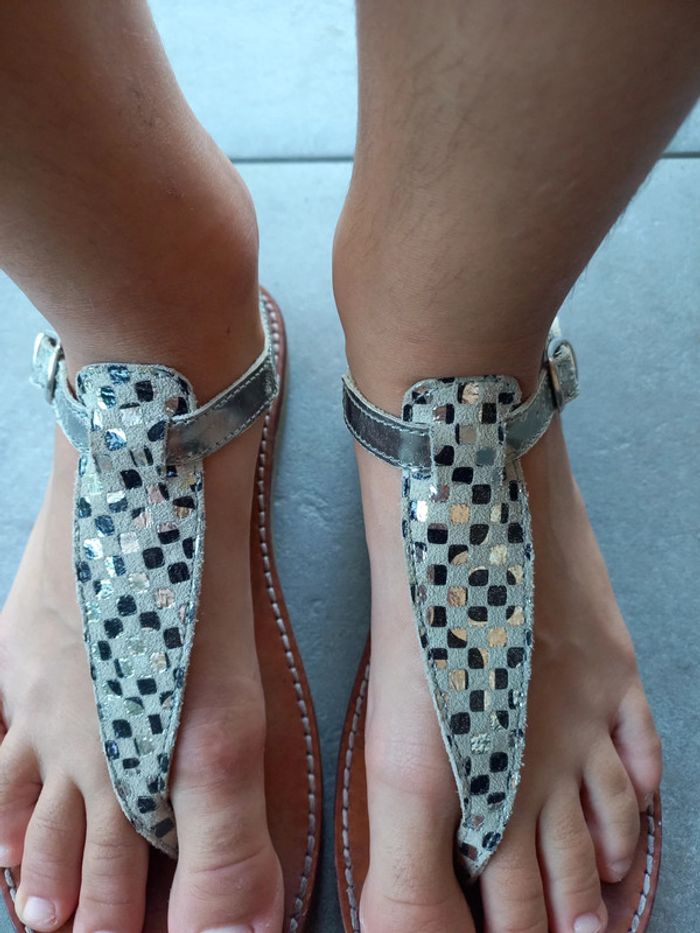 Sandales intégralement en cuir argentées - photo numéro 2