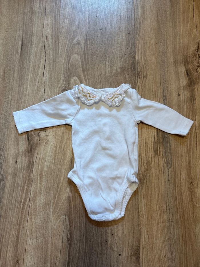 Lot 3 bodies blancs manches longues Petit Bateau/Cyrillus 3 mois - photo numéro 8