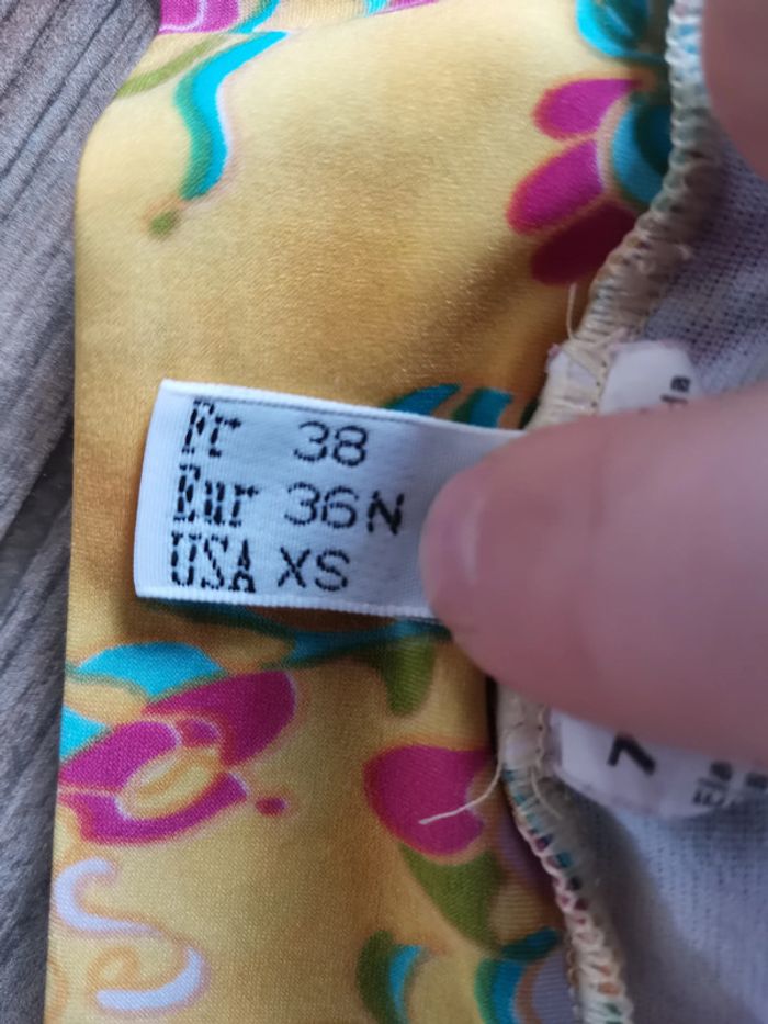 Maillot de bain 2 pièces Pain de sucre 90b pour le haut et 38 pour le bas multicolore - photo numéro 4