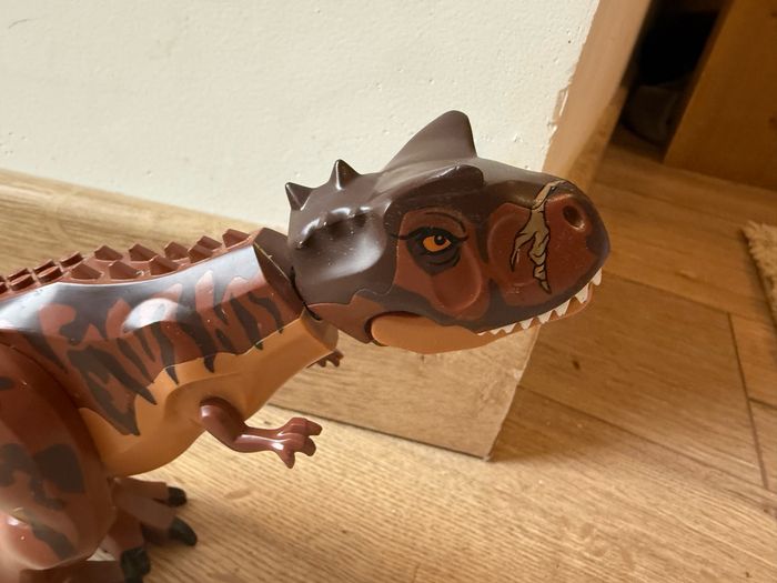 Dinosaure carnotosaurus jurassic world lego - photo numéro 3