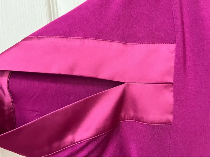 Superbe robe fuchsia foncé, St-Martins, coupe originale mais simple , Taille 40 - photo numéro 6