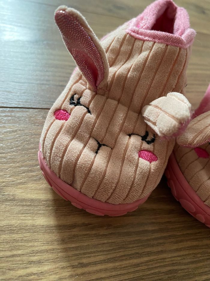Chaussons lapins roses à scratch T23 - photo numéro 3