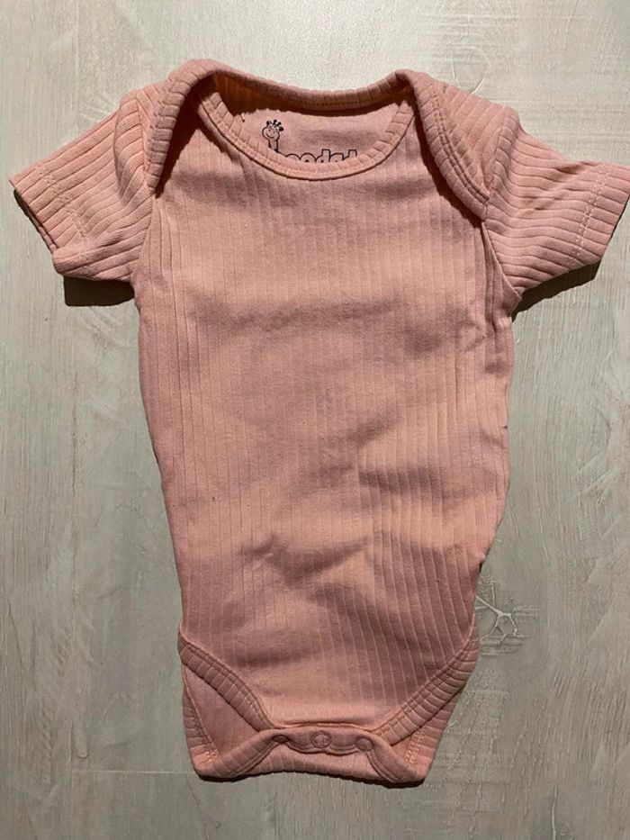 Lot de body Bebe manches courte taille 1 mois 50/56 - photo numéro 3