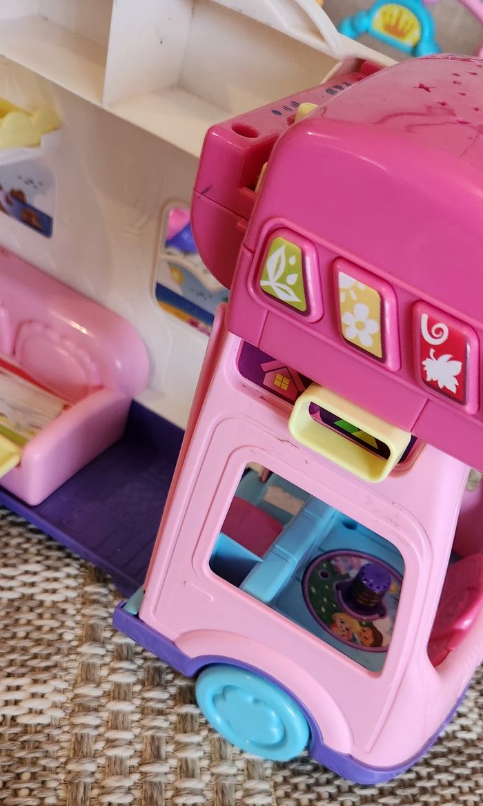 La Boutique des Minnie + La Balançoire des Licornes  + Le Camping Car Magique - photo numéro 6