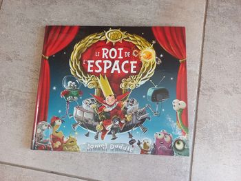 Livre bd pour enfant Le roi de l'espace