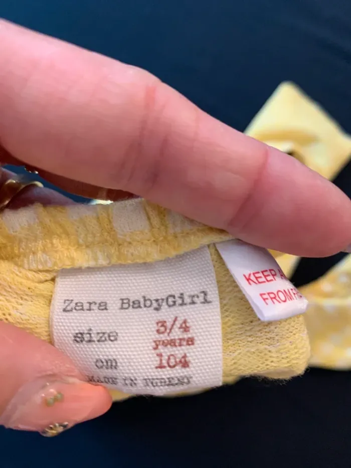 Salopette short combi short Zara taille 3/4ans - photo numéro 5
