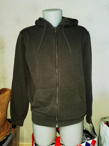 D2560 - sweat homme taille M