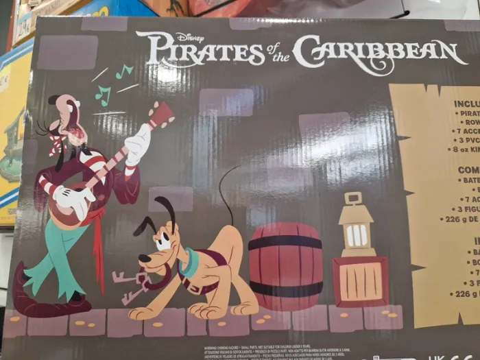 B022- Disney Mickey and Friends Pirates of the Caribbean Beach Playset - photo numéro 2
