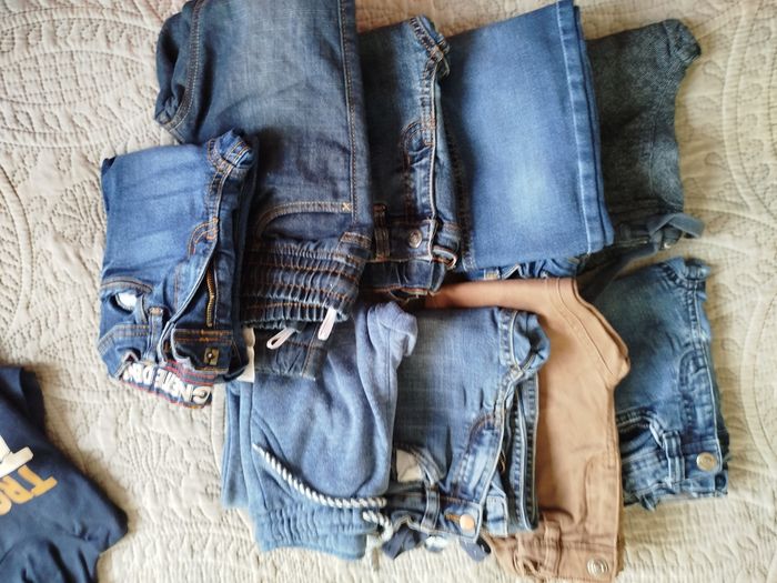 Lot vêtements 5 ans - photo numéro 4