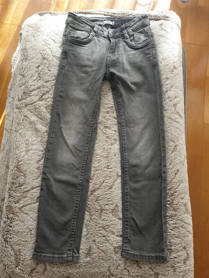 Jean gris 8 ans Gemo taille réglable
