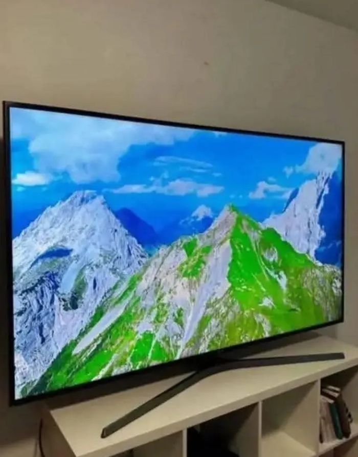 TV SAMSUNG 75 ZOOL