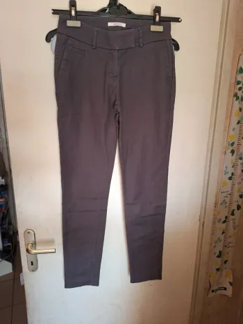 Pantalon chino camaïeu 34 gris foncé