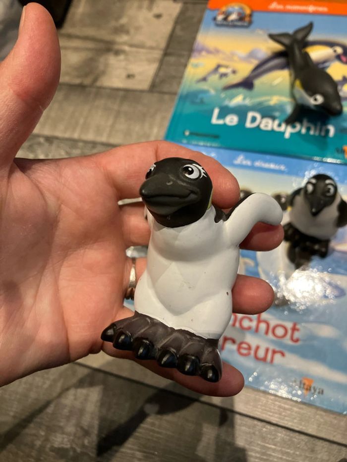Lot livres + figurines - photo numéro 4