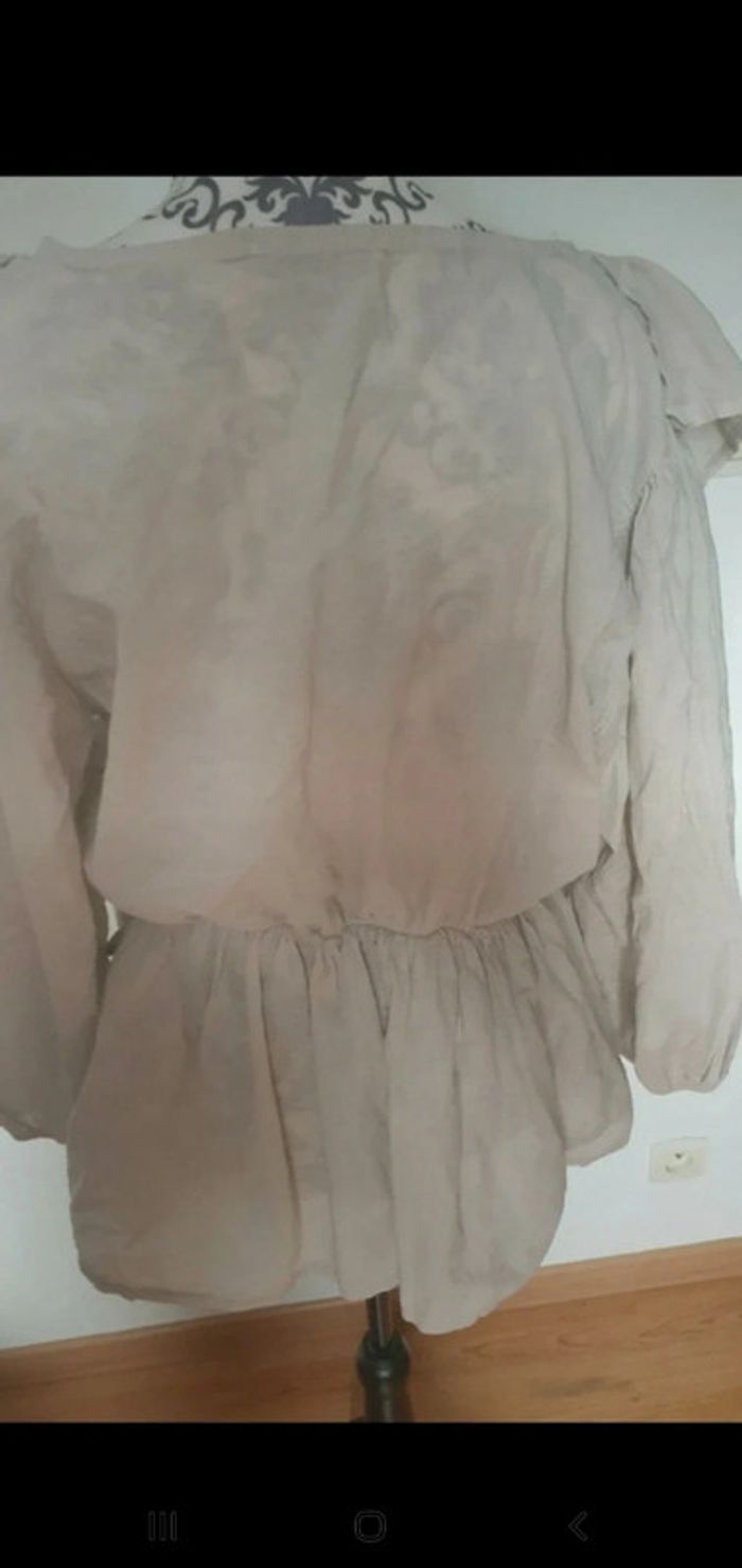 Blouse a volants - photo numéro 2