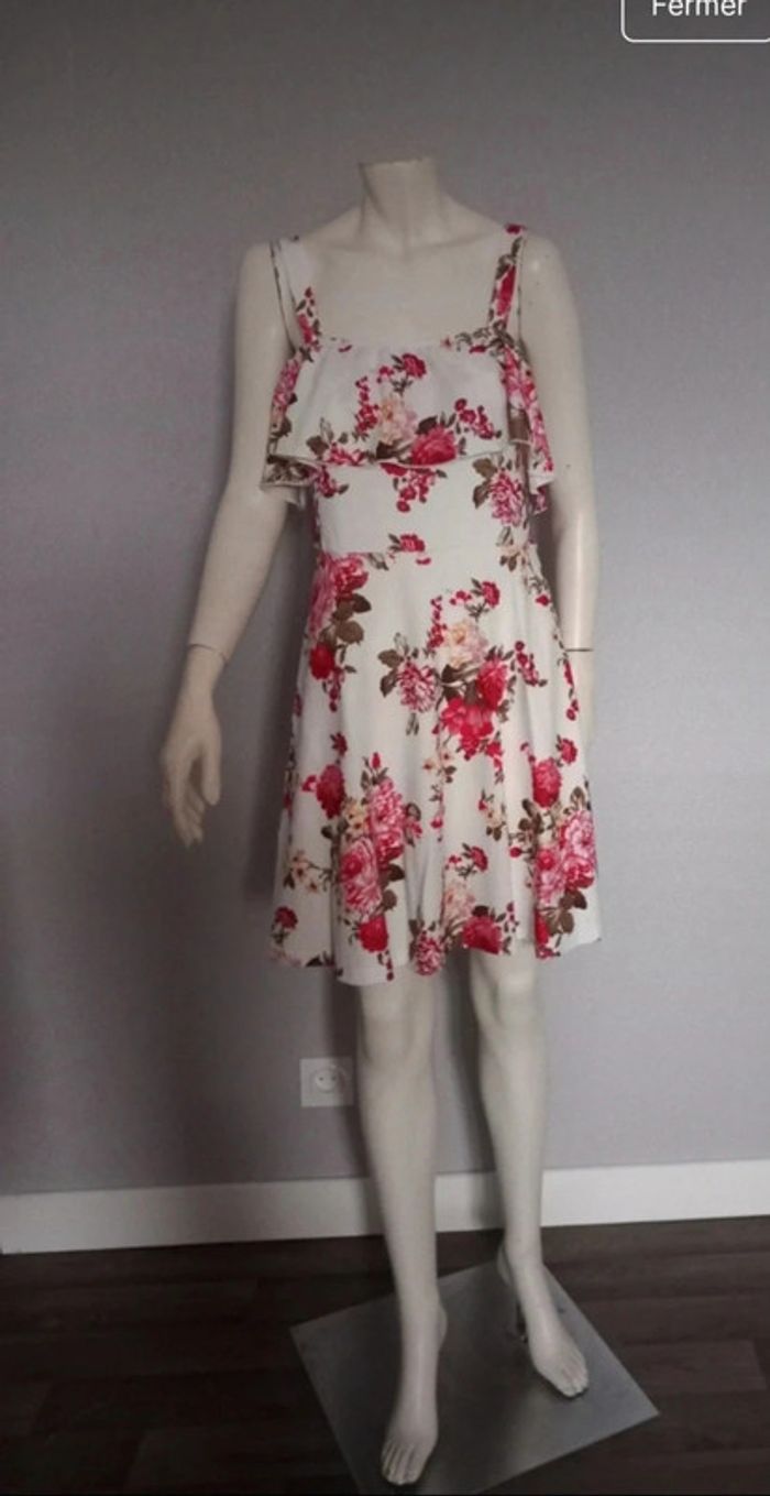 Jolie robe été - photo numéro 2