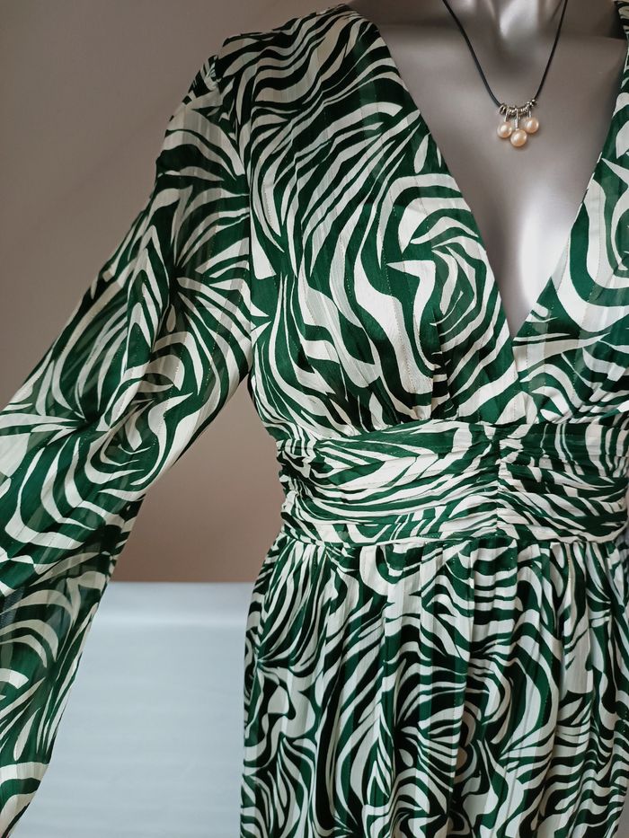 Robe longue taille 36/38 - photo numéro 2