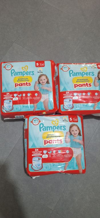 3 paquets de couches pampers premium taille 5 pants neuf 