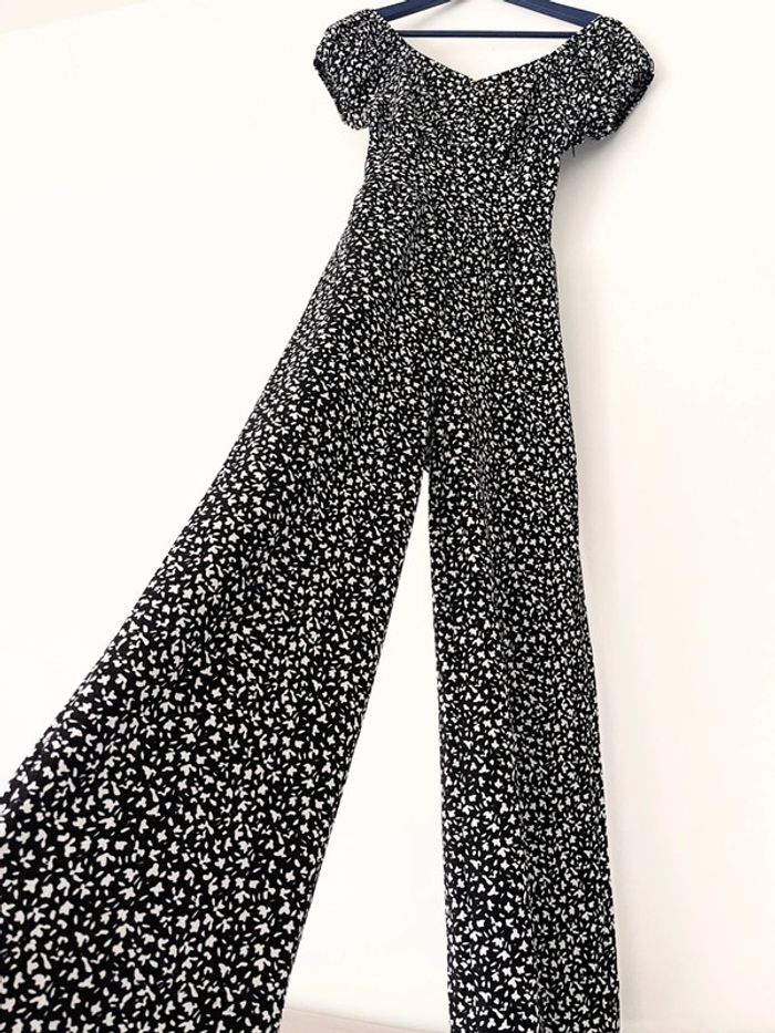 Magnifique combinaison longue noire et blanche Kiabi taille 34 avec petites manches ballon - photo numéro 2