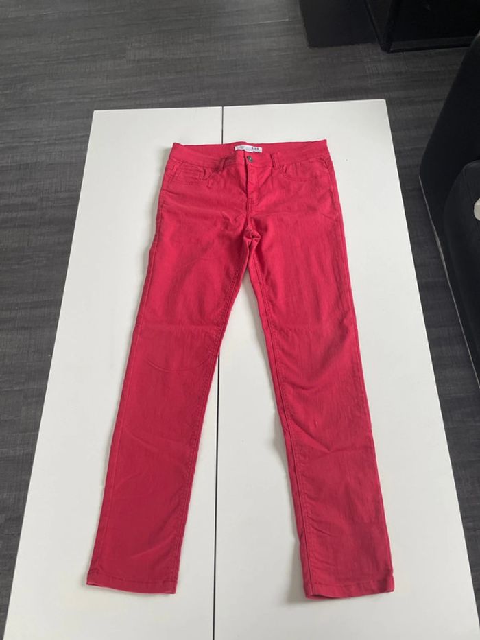 Pantalon rouge taille 12 marque la halle