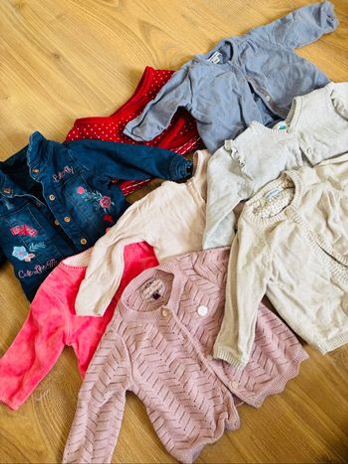 Lot vêtements fille 6 mois - Automne/Hiver - photo numéro 2
