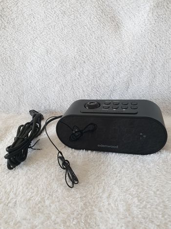 Radio reveil projection 