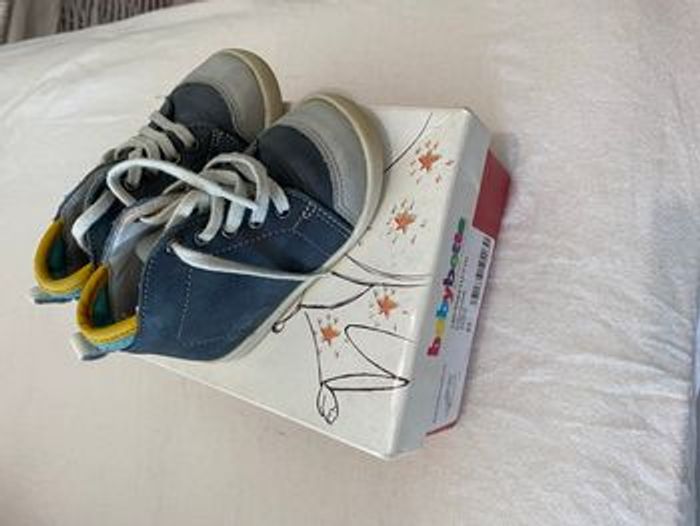 Chaussures babybotte  pointure 21  TBE - photo numéro 4