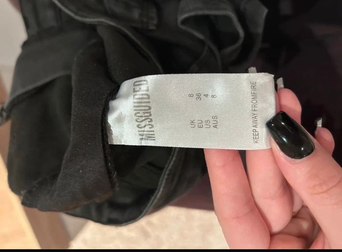 Short en jean noir taille haute - photo numéro 4