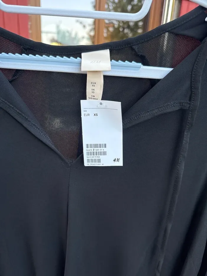 Très jolie robe h&m neuve avec étiquette taille overzixe - photo numéro 2