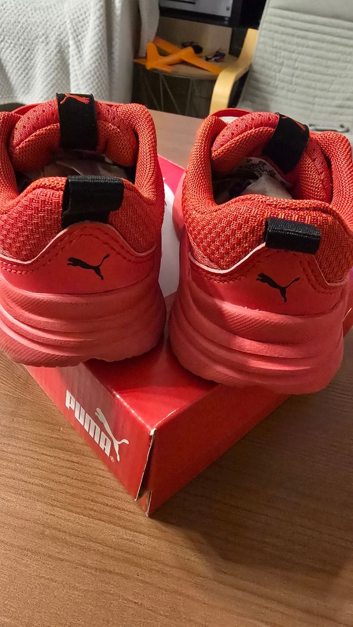 💙🤩🥰 baskets puma Lacets élastiques Pointure 22 garçon 🥰💙🤩 - photo numéro 6