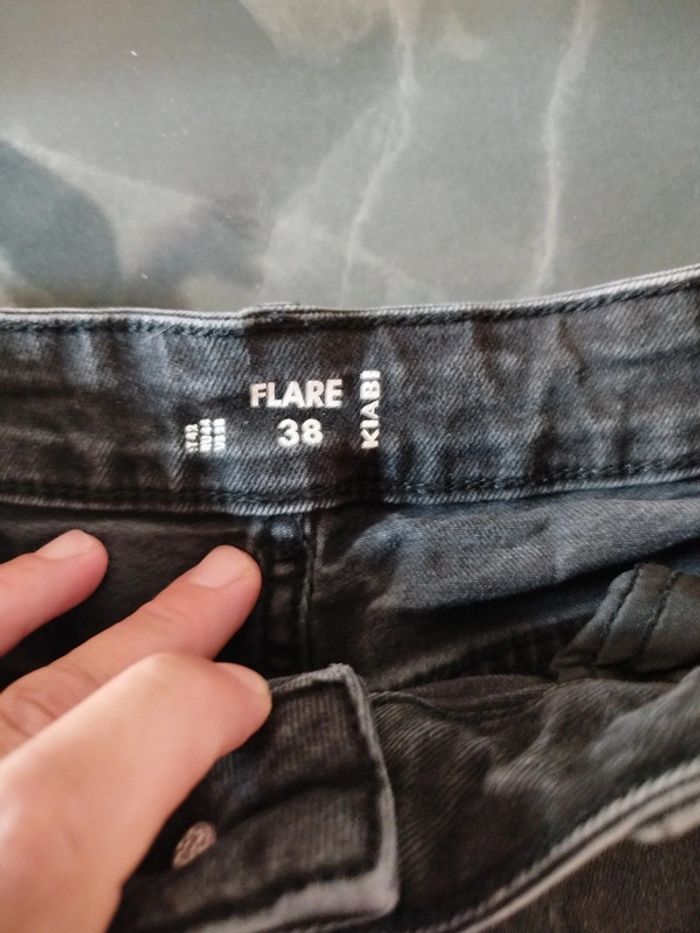 Jean flare  Kiabi 38 large patte d éf - photo numéro 2