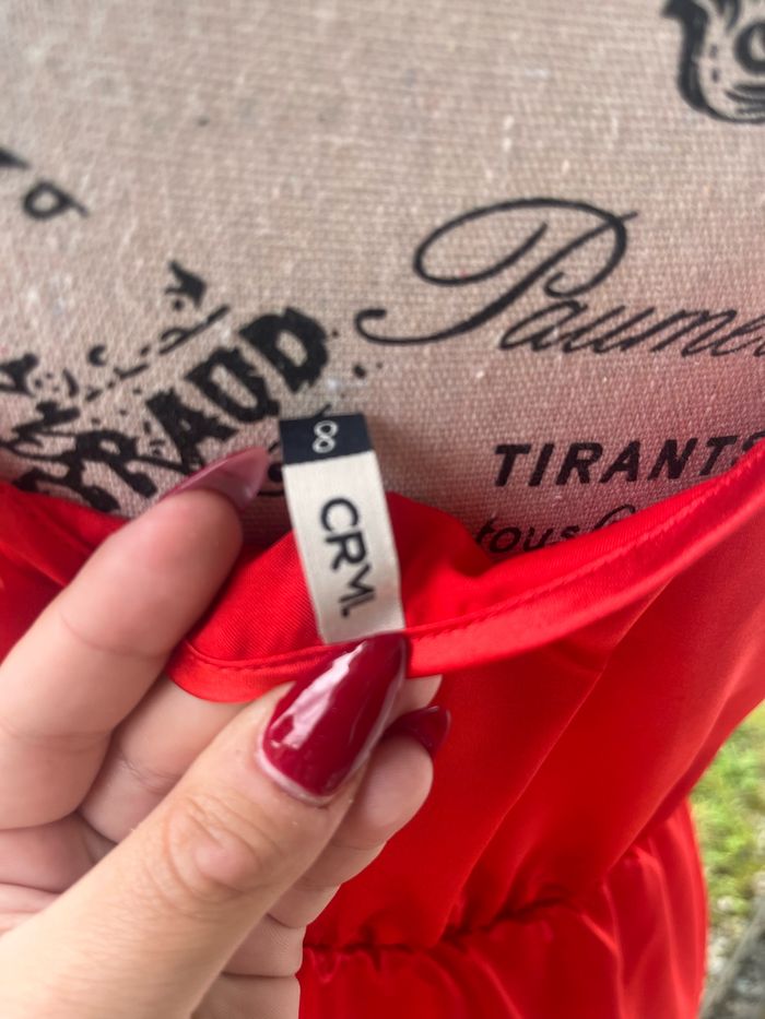 Robe rouge satinée chic - photo numéro 5