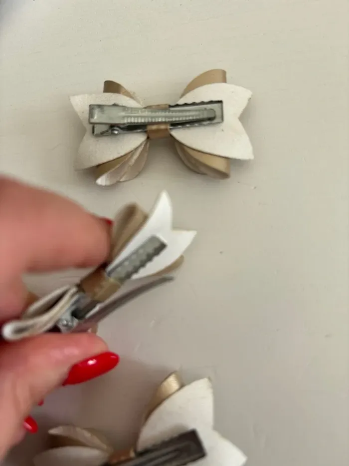 Barrettes dorées - photo numéro 3