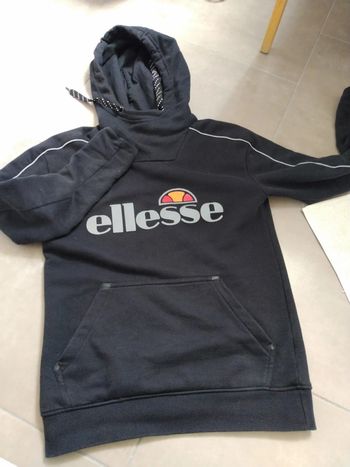 Pull ellesse