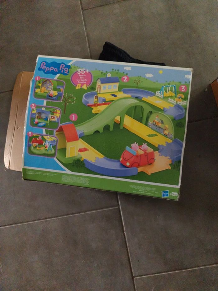 Le circuit ville Peppa pig Complet Tbe - photo numéro 4