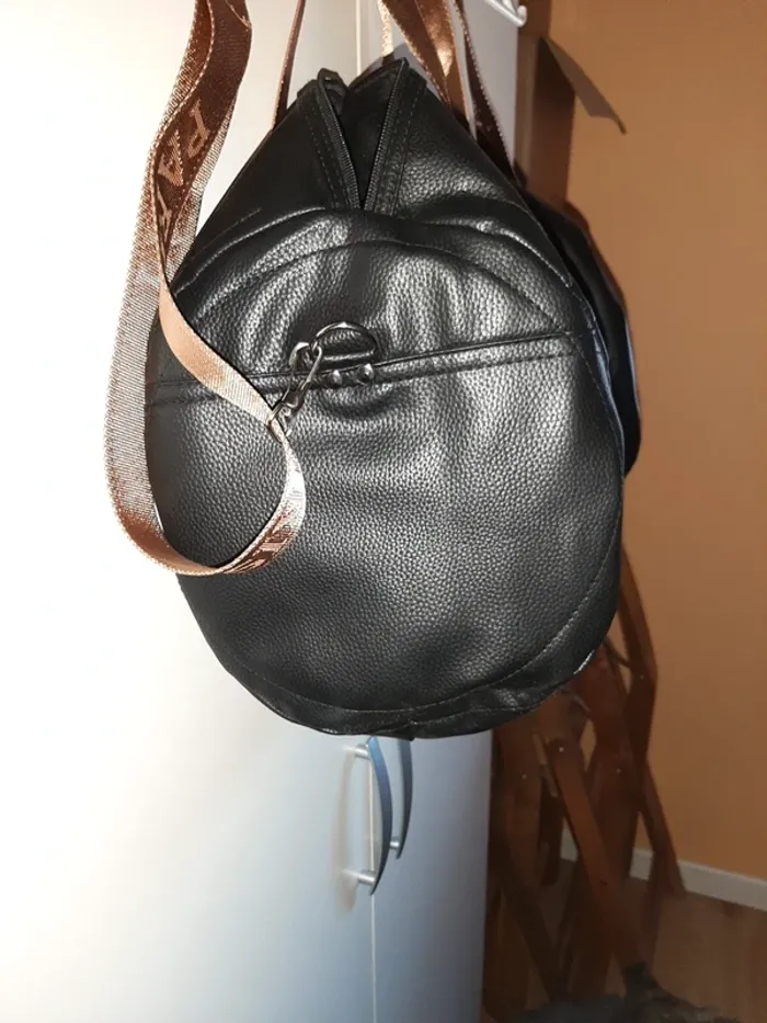 Sac bowling noir et doré paris tourister - photo numéro 2