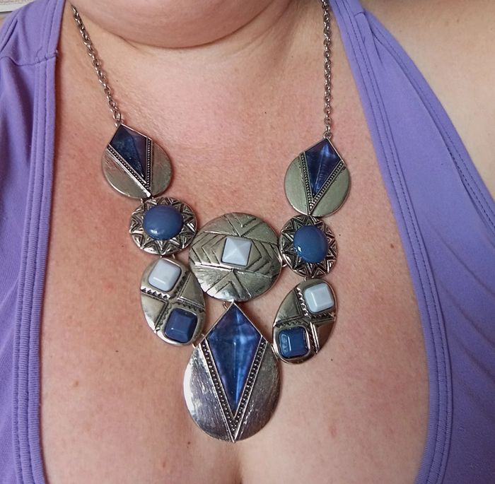 Joli collier métal pierres bleues - photo numéro 2
