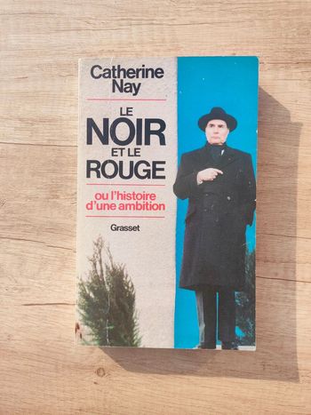 Livre Le noir et le rouge