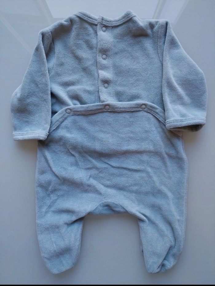 Grenouillere 1 mois - photo numéro 2