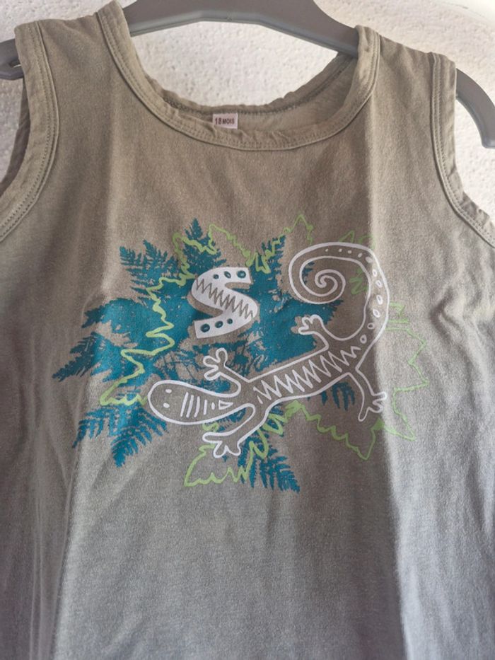 T-shirt bébé Sans marque taille 18 mois - photo numéro 2
