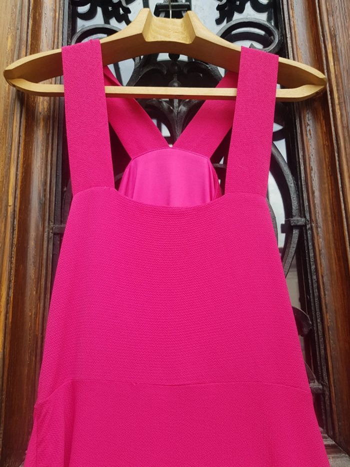 Longue robe neuve rose - photo numéro 3