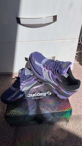 saucony omni 9 violette 