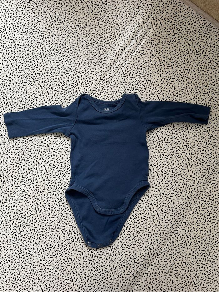 Lot vêtements garçon 3m - photo numéro 6