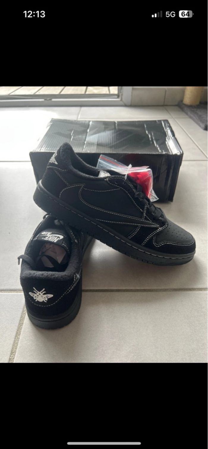 Nike Noir - photo numéro 2