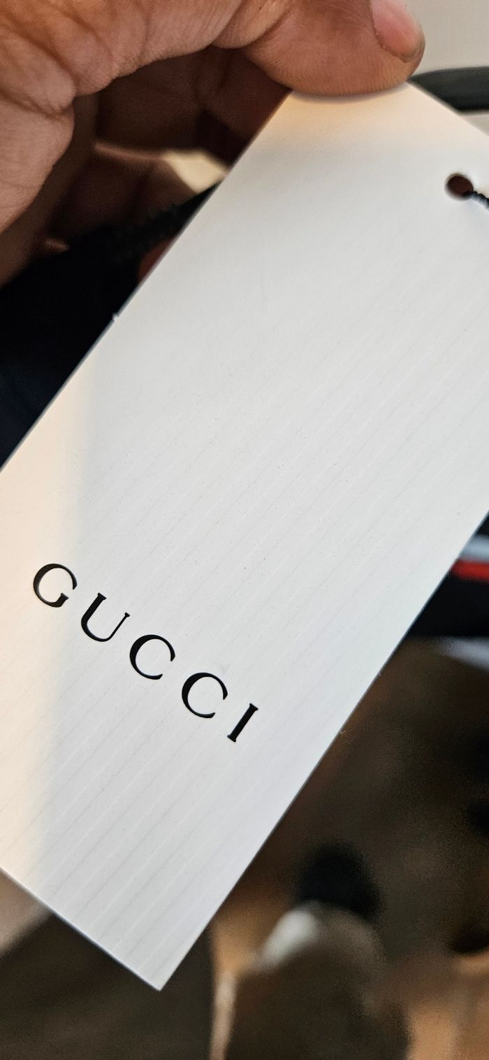 T-shirt Gucci neuf - photo numéro 5