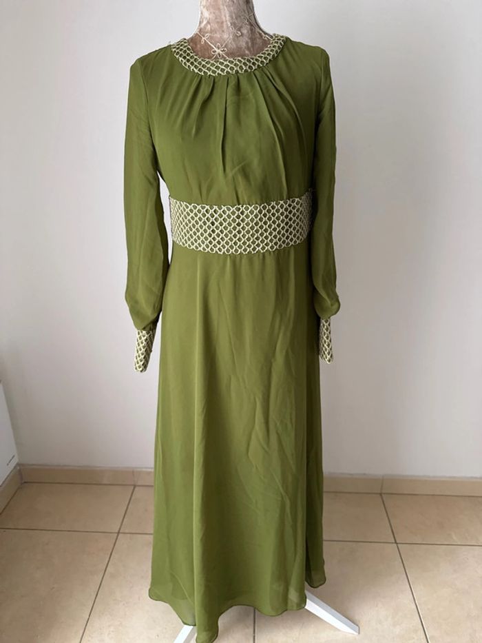 Robe verte - photo numéro 3